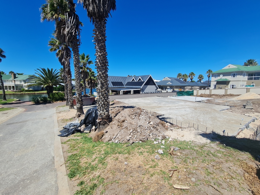 3 Bedroom Property for Sale in Marina Martinique Eastern Cape